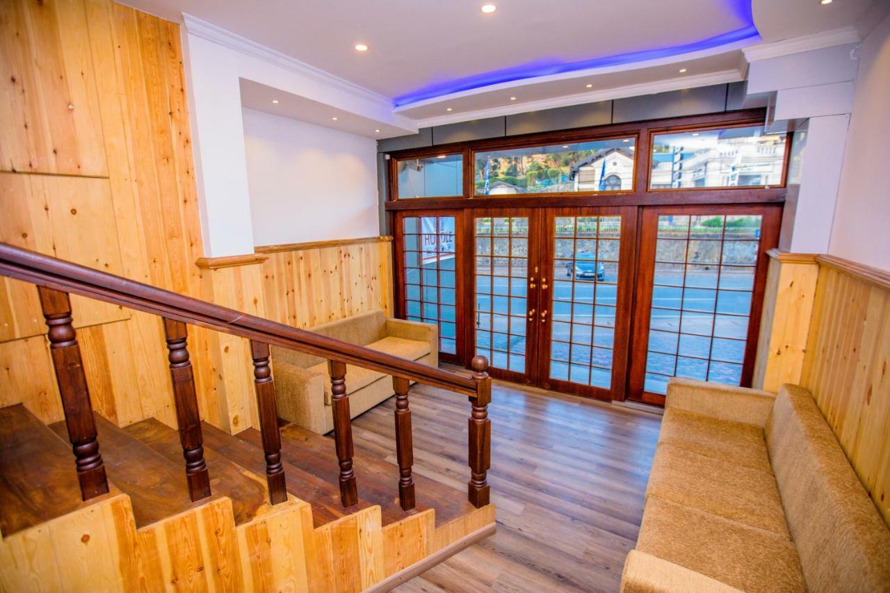 Huddle Hotel Nuwara Eliya Exterior photo